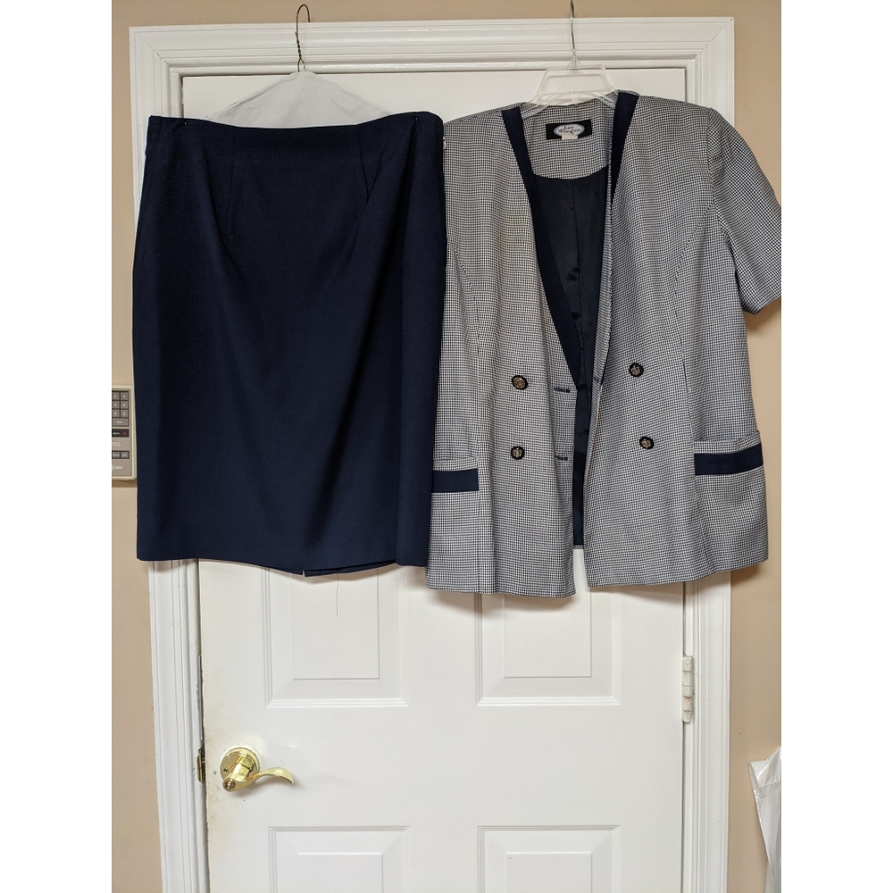 Kate McNaughton 2 Piece Set